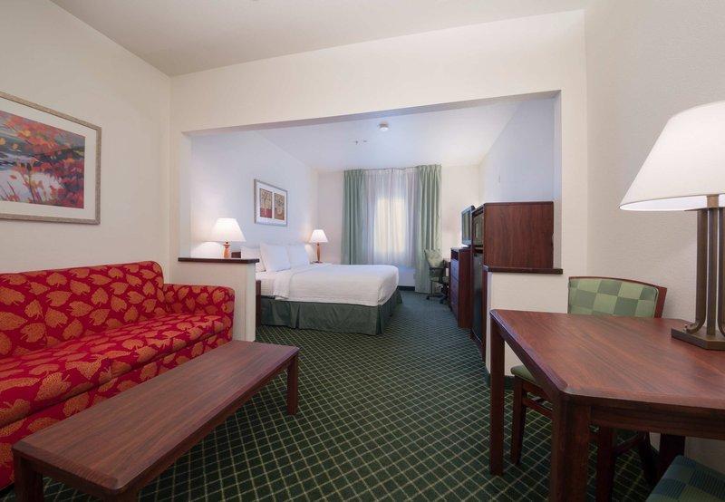 Fairfield Inn By Marriott Tracy Bagian luar foto